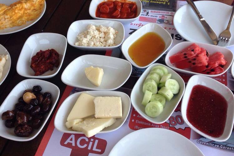 Samdan Cafe Bar Restaurant Cumhuriyet Bul Izmir Zomato